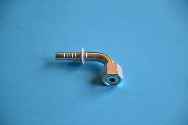 K42 ORFS 90° DN06 9/16” CATERPILLAR-ände