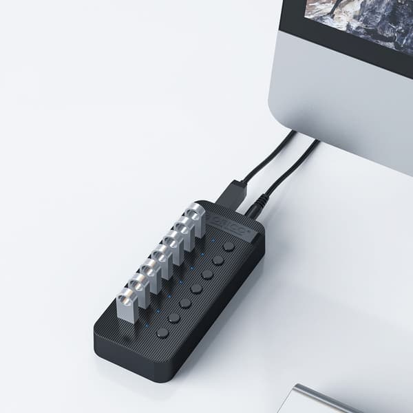 CT2U3-13AB Hub med 13x USB-A Switche - Sort