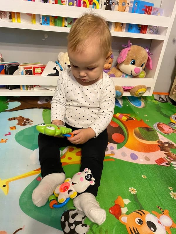 Sanse-rangleelefant med lette melodier 61