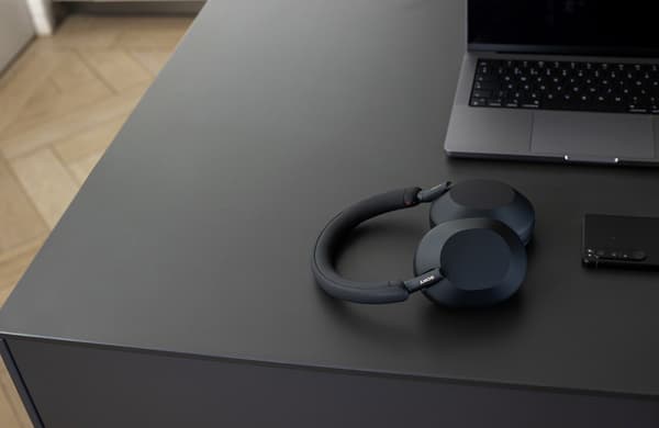 Sony WH-1000XM5 Bluetooth støjreducerende sort