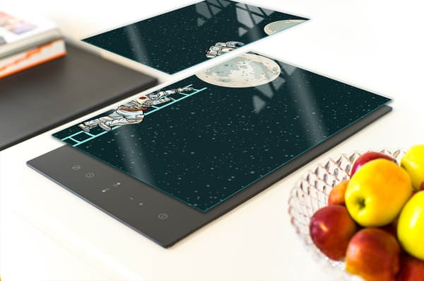 GLASSKYDDSPLATTA FÖR KÖK 65x52 MOON