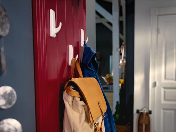 TESA Hook selvklæbende krog stor genanvendelig rektangulær hvid op til 3 kg