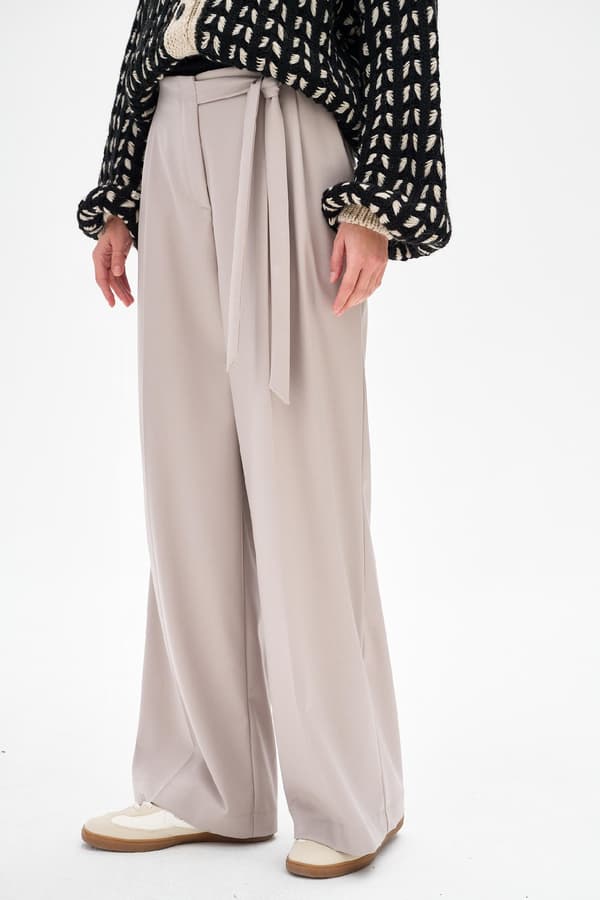 Roza Latte 42 Damebukser