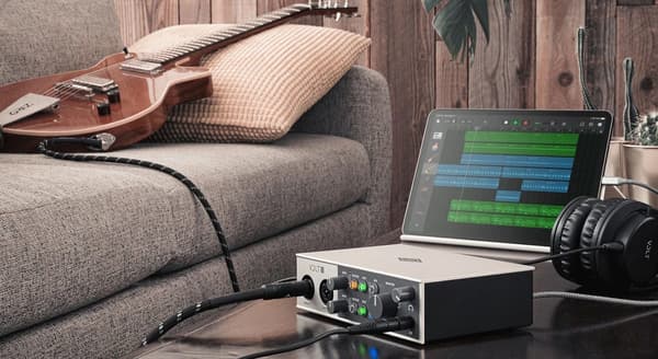 UA VOLT 2 - USB-äänikortti