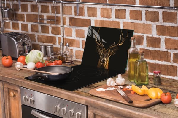GLAS SKÄRBRÄDA 30x22 HJORTHJUR