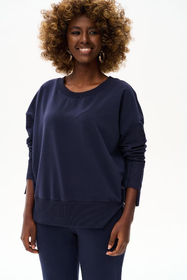 Dam Resal mörkblå sweatshirt 44/46