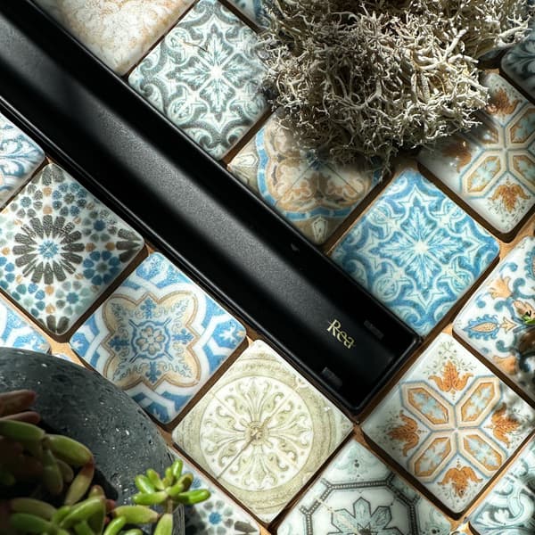 NEOX SLIM PRO AFLØB SORT 700 SKU REA-G2709