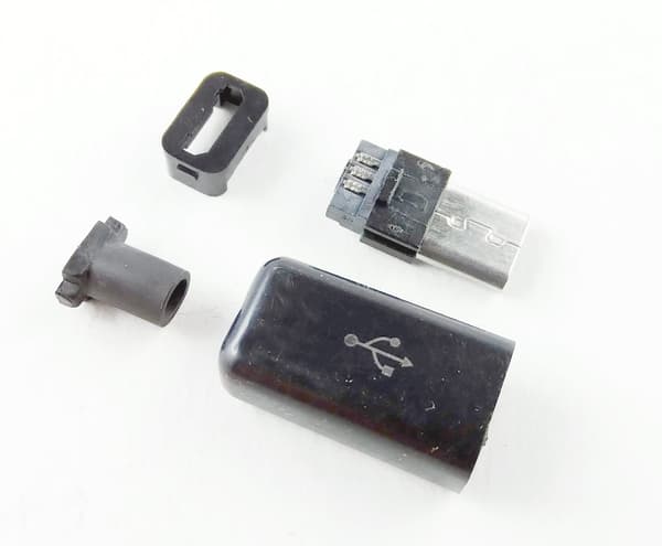 MICRO USB TYPE B-STIK MONTERET PÅ KABEL