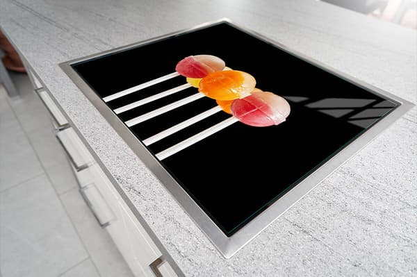 GLASSKYDDSPLÅT FÖR SPIS 70x52 KLUBBA