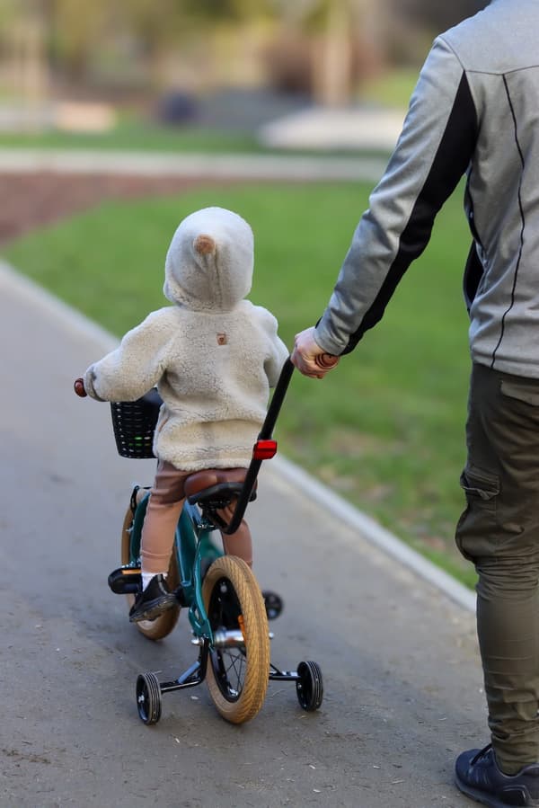 Bagrefleks til cykel, rød med sort beslag til børn