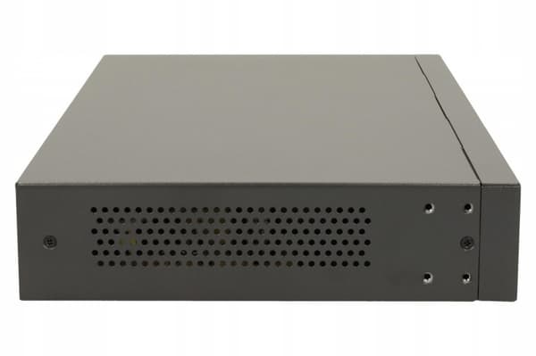 TP-Link TL-SF1024D 24x10/100 ohanterad switch