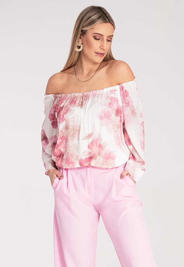 Blomstret bluse med puffermer - rosa bluse størrelse S/M