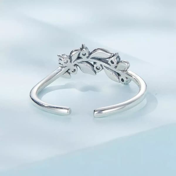 Anillo ajustable de plata con hojas de plata S925