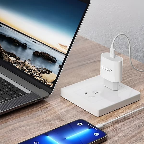 A14EUC PD 20W USB-C Liten Väggladdare + USB-C Kabel - Vit
