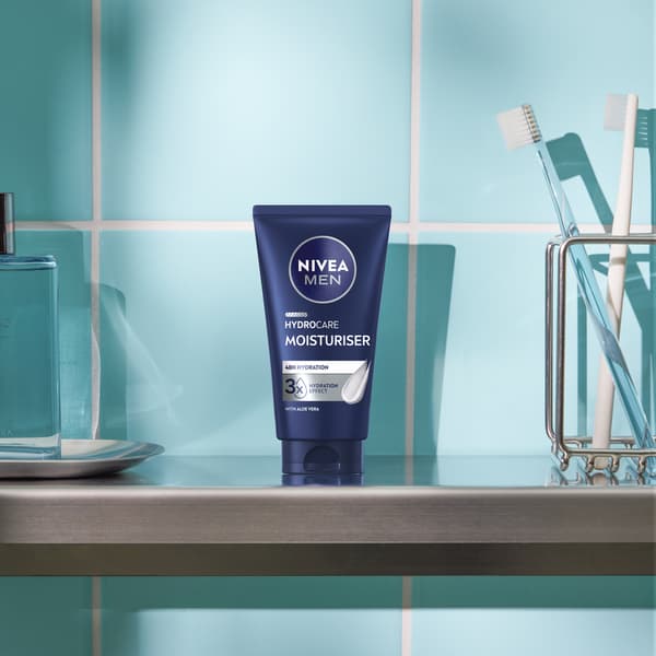 NIVEA MEN HYDROCARE 48h återfuktande ansiktskräm för män 75 ml