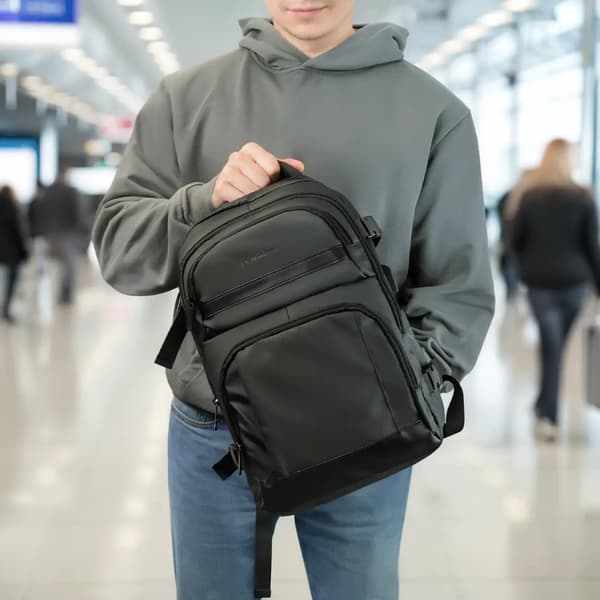 Rejserygsæk til fly med laptoplomme 20l 40x20x25 cm - sort