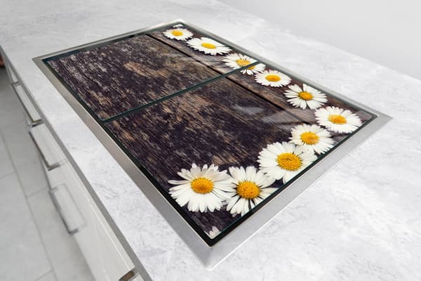 GLASSKYDDSPLÅT FÖR SPIS 70x52 TRÄ