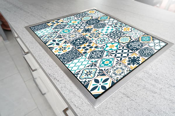 GLAS SKÄRBRÄDA 52x30 MOSAIK