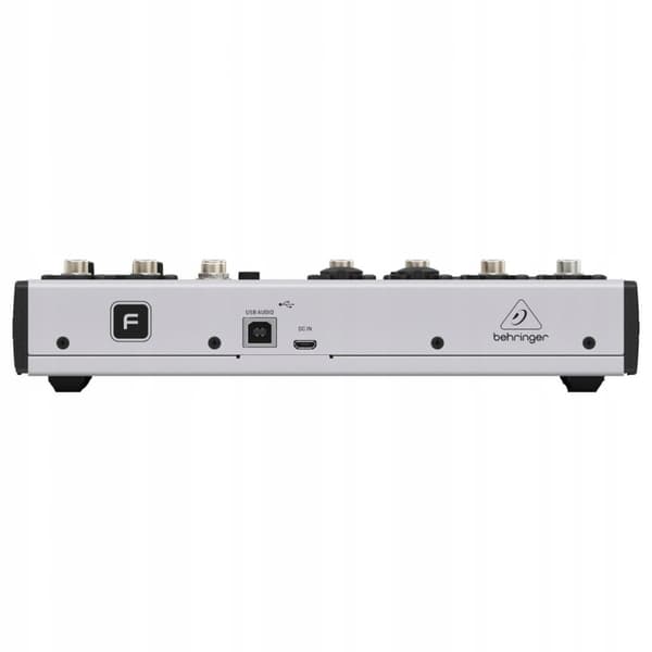 Behringer FLOW 8 - Digitaalinen mikseri