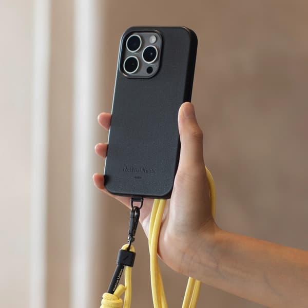 Native Union Active Case - etui til iPhone 16 Pro kompatibelt med MagSafe (sort)