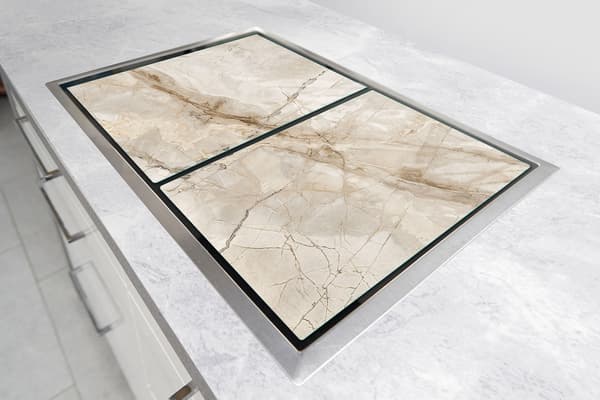 GLASSKYDDSPLÅT FÖR SPIS 85x52 MARMOR