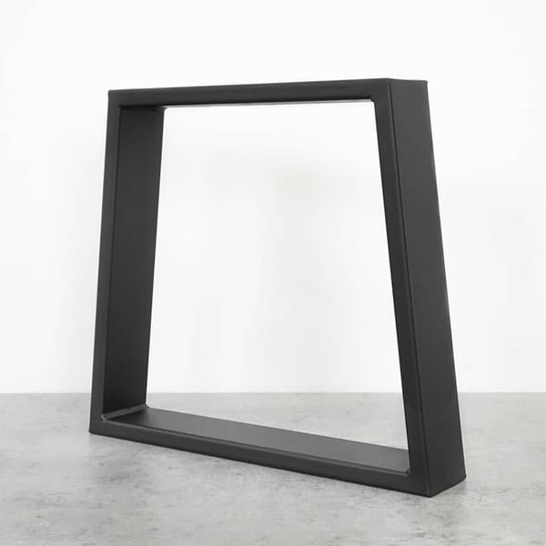 Trapetsformad ben 40x45 SVART