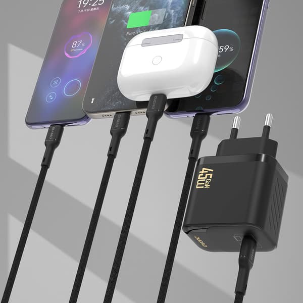 GaN vægoplader med USB-C kabel 45W - Sort