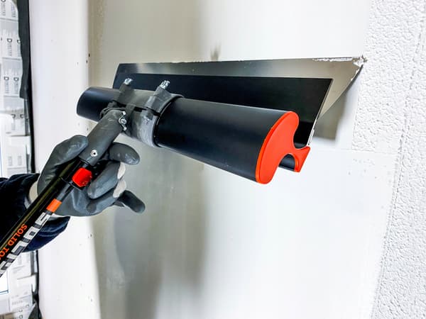 Massiv sort pudsekniv 35 cm 6410