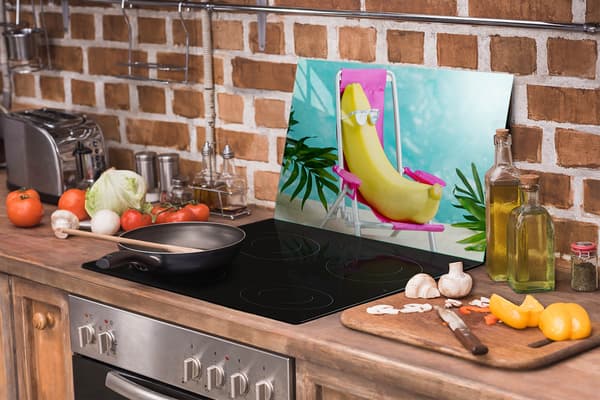 GLASSKYDDSPLÅT FÖR SPIS 70x52 BANAN