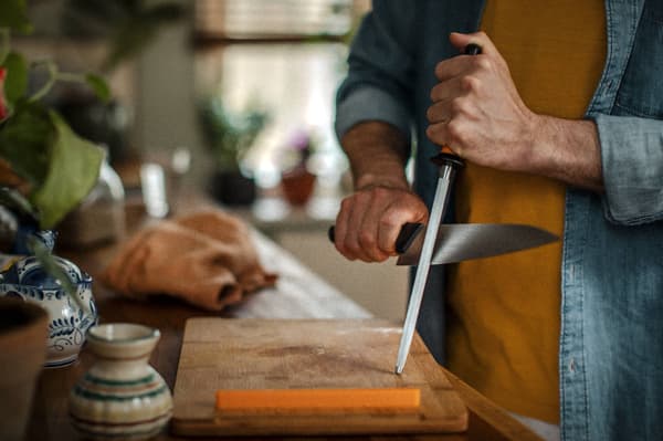 FISKARS FUNCTIONAL FORM håndholdt knivsliber i stål