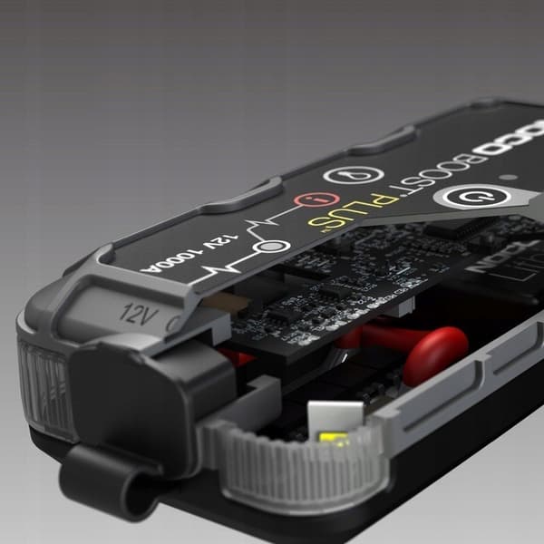 GB40 Boost 12V 1000A Jumpstarter