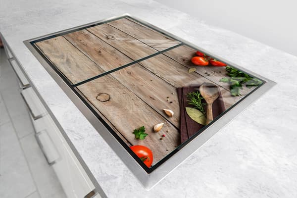 GLASSKYDDSPLÅT FÖR SPIS 70x52 TRÄ