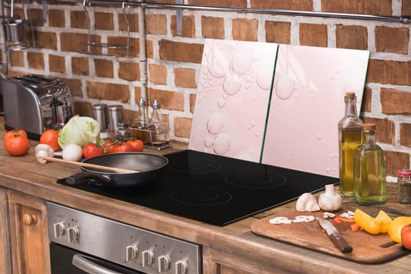 GLASSKYDDSPLÅT FÖR SPIS 85x52 ROSA
