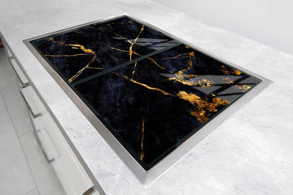 GLASSKYDDSPLATTA FÖR KÖK 2x35x52 MARMOR