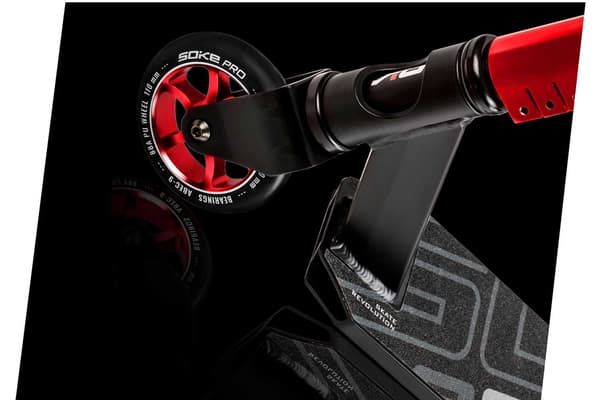 SOKE PRO röd sparkcykel
