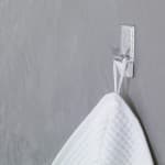 TESA POWERSTRIPS Transparente hvide kroge 2 stk.