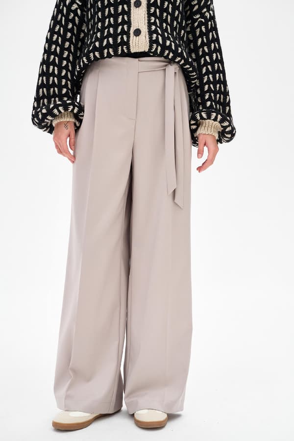 Roza Latte 42 Damebukser