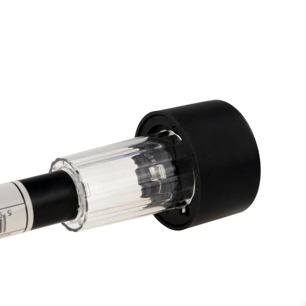 C77504 LED-AURINKOVALAISIN