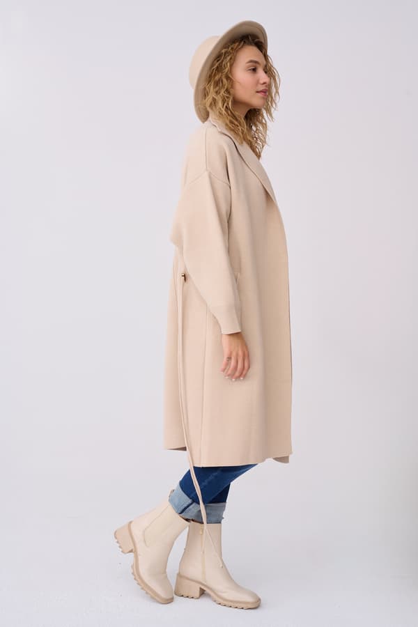 Huggo Lys Beige Plus Size Damefrakke