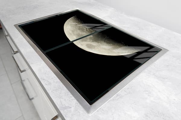 GLASBESKYTTELSESPLADE TIL KOMFUR 70x52 MOON