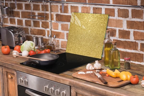 GLAS SKÆREBRÆT 52x40 GULD