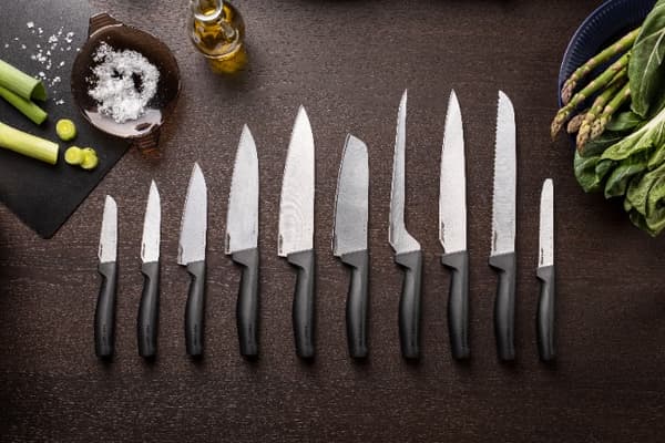 FISKARS HÅRD KANT TANDAD Tomatkniv, Vass, 11 cm