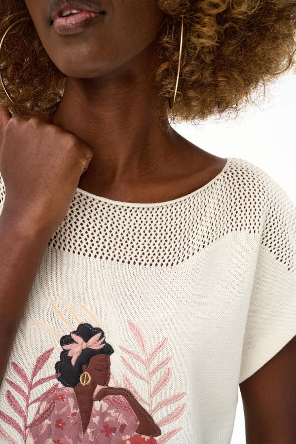 Damebluse med gedemotiv, ecru 36/38