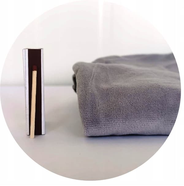 Tuolinpäällinen vaaleanharmaa kuvio