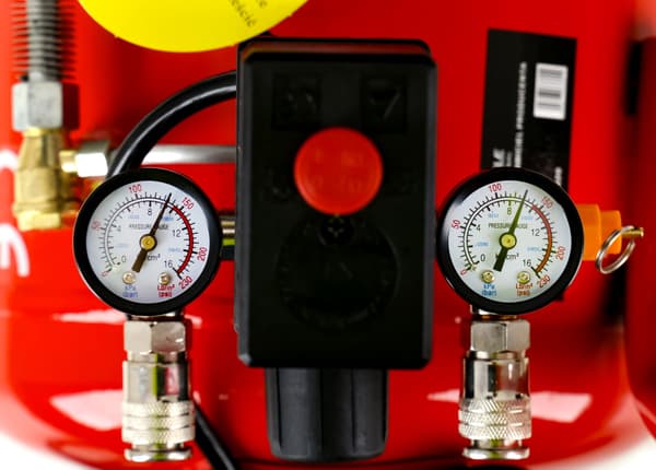 Oljekompressor 3kW 50L | Kraft&Dele