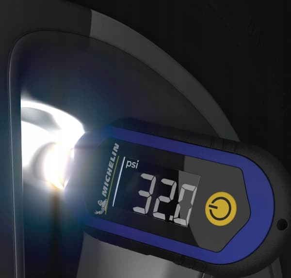 MICHELIN DIGITAL DÄCKTRYCKSMÄTARE MED LCD-DISPLAY 2-I-1