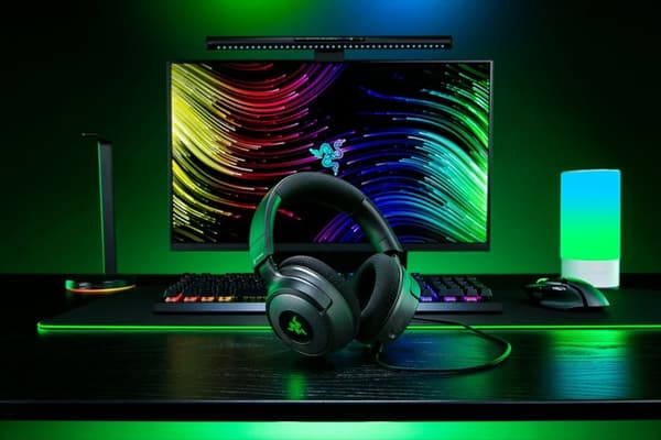 Razer Kraken V4 X Kablet Gaming Headset, Sort