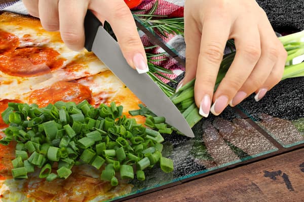 GLASSKYDDSPLATTA FÖR SPIS 70x52 PIZZA
