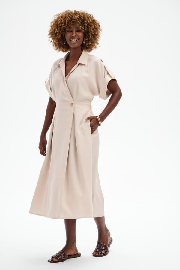 Alva-3 Lys Beige Kjole 36