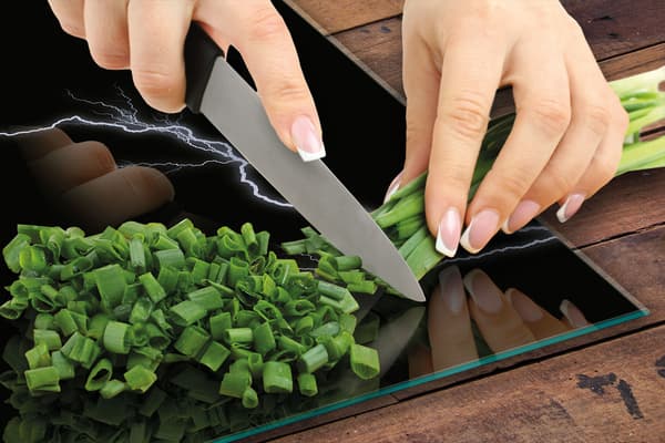 GLASSKÆREBRÆT 30x22 STORM